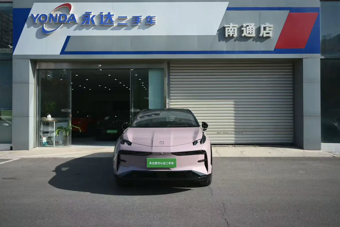 ZEEKR X  из Китая