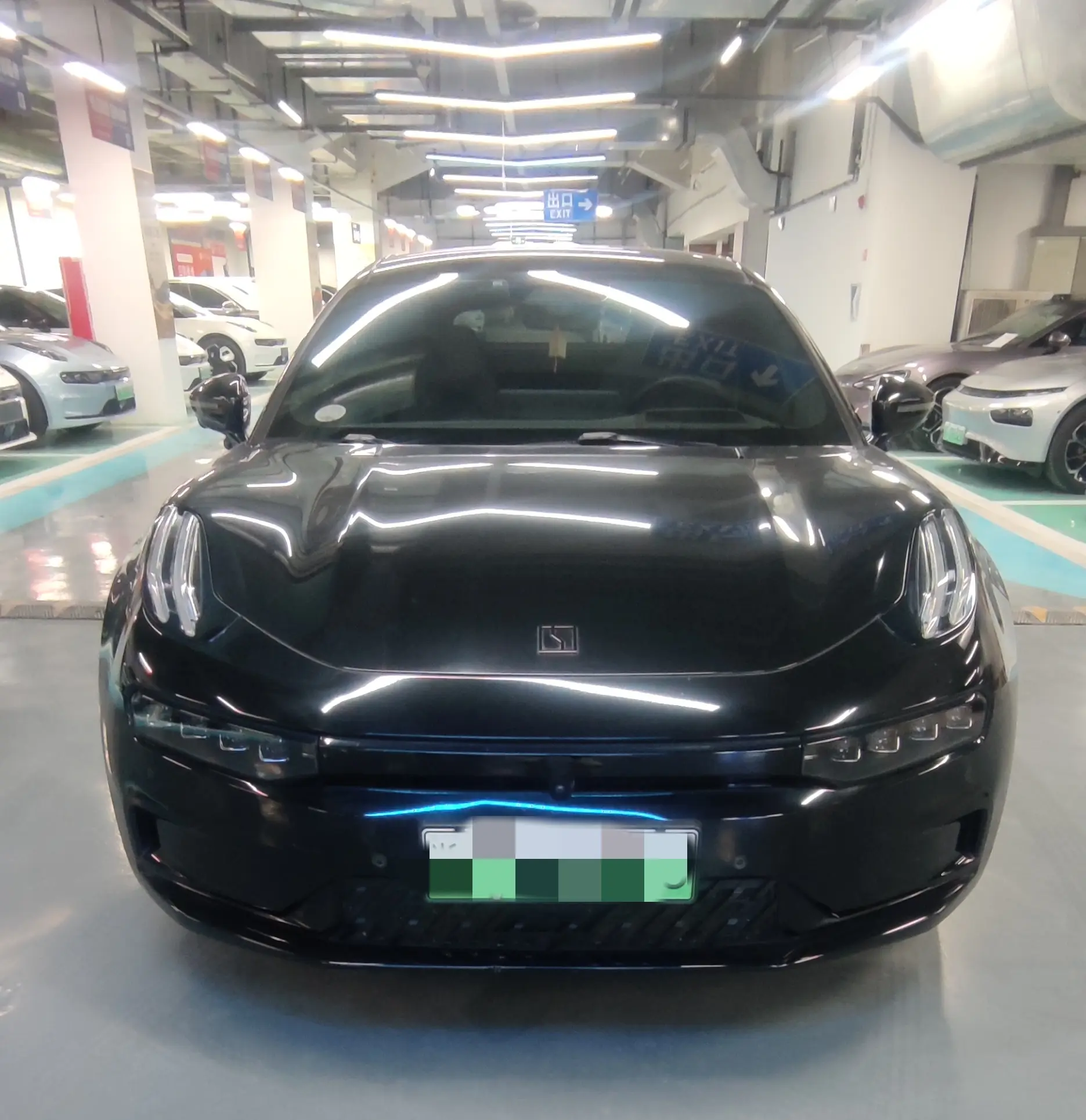 ZEEKR 001  из Китая