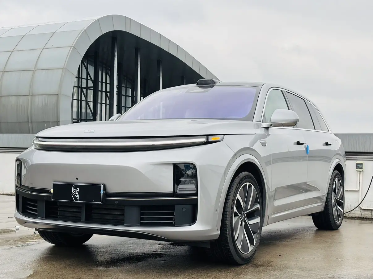 Li L7 (Ideal L7)  из Китая