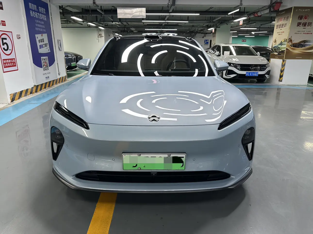 NIO ET5  из Китая