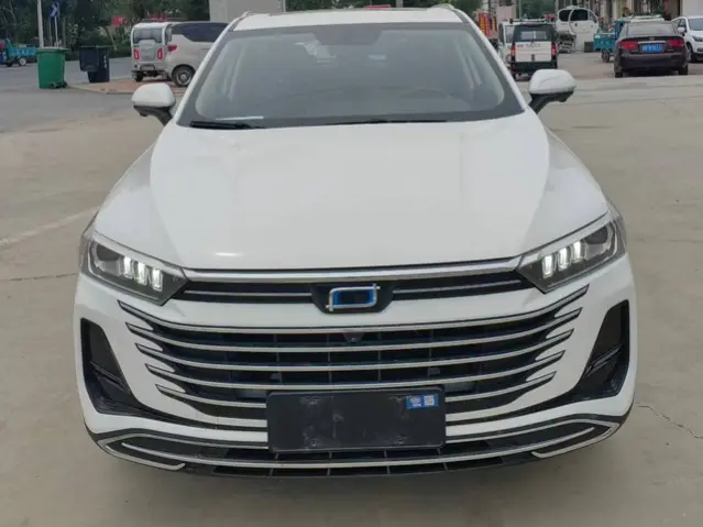 FAW Bestune T77 (Besturn T77)  из Китая