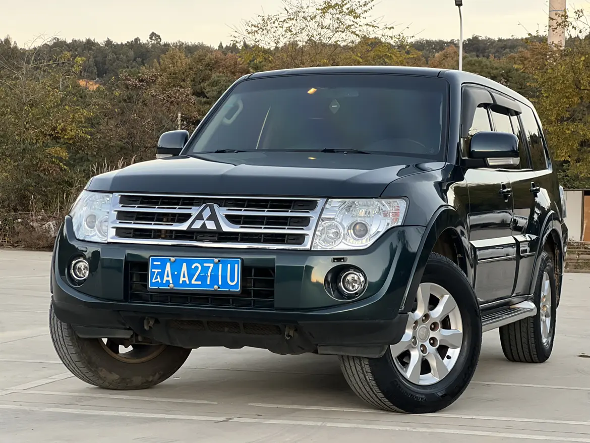 Mitsubishi Pajero  из Китая