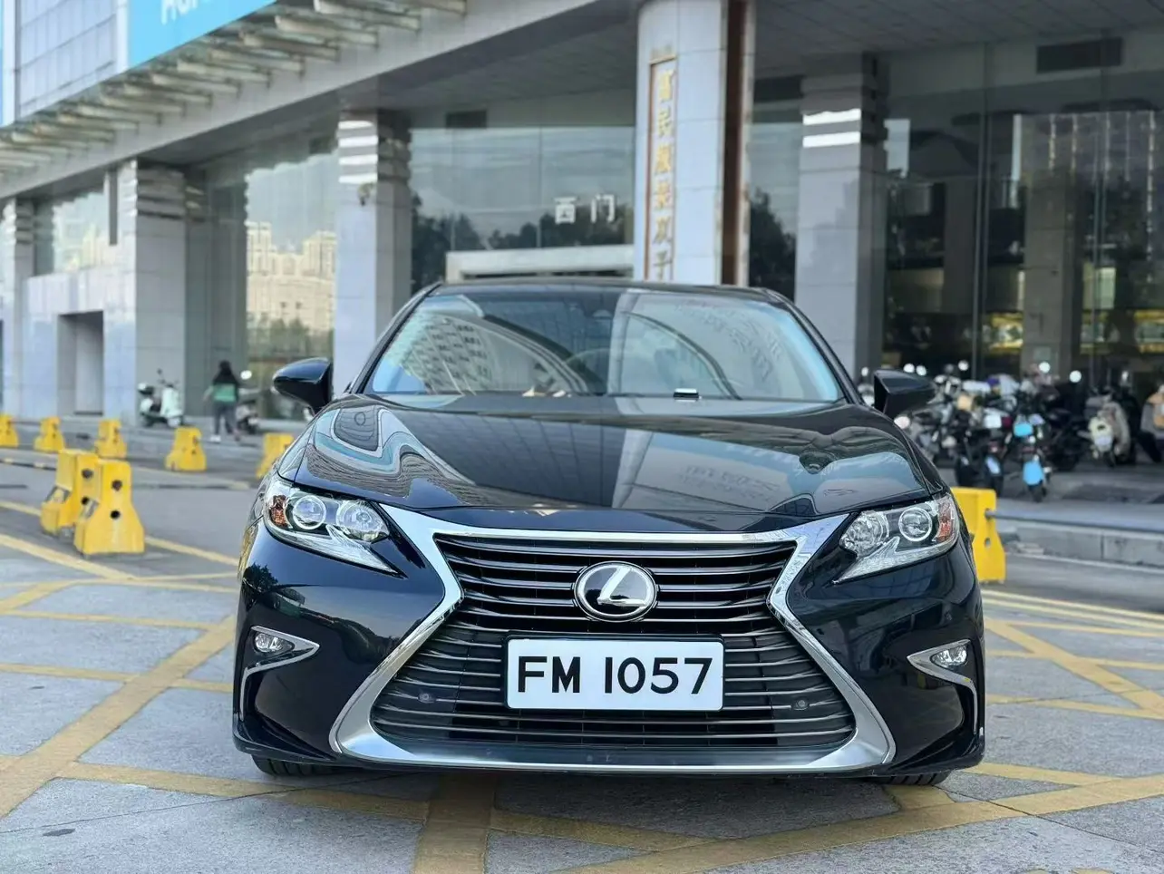 Lexus ES  из Китая