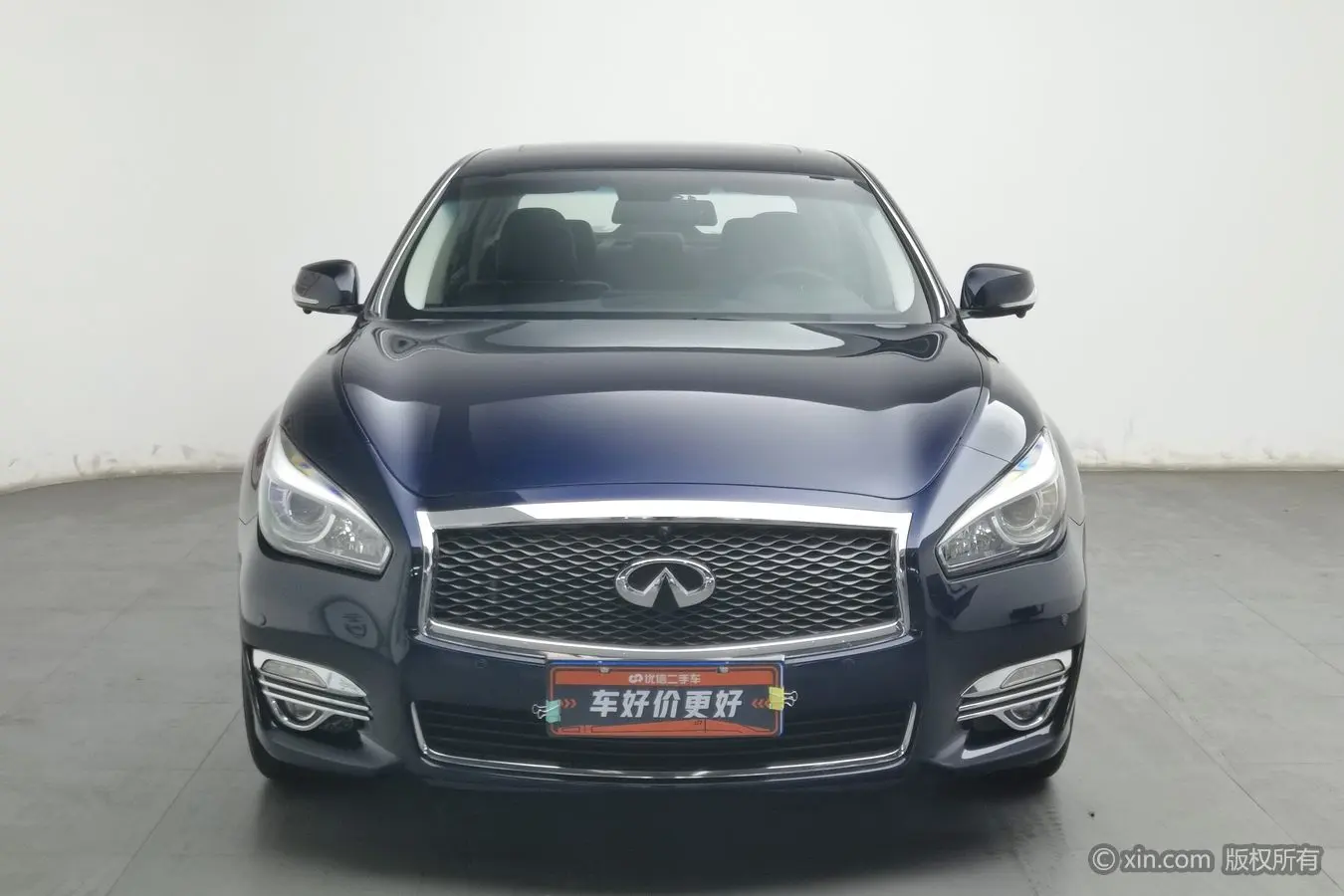 Infiniti Q70  из Китая