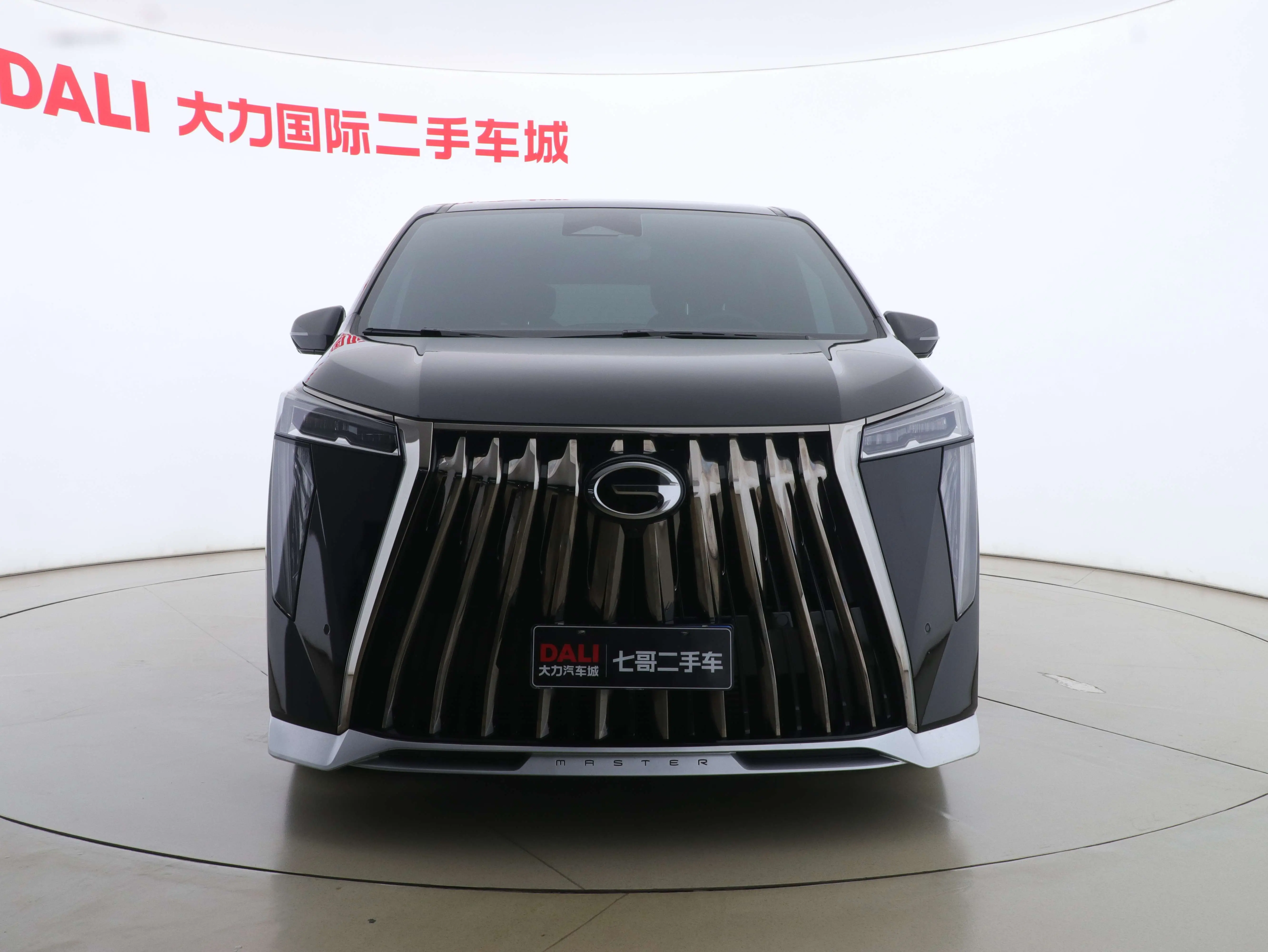 GAC Trumpchi M8  из Китая