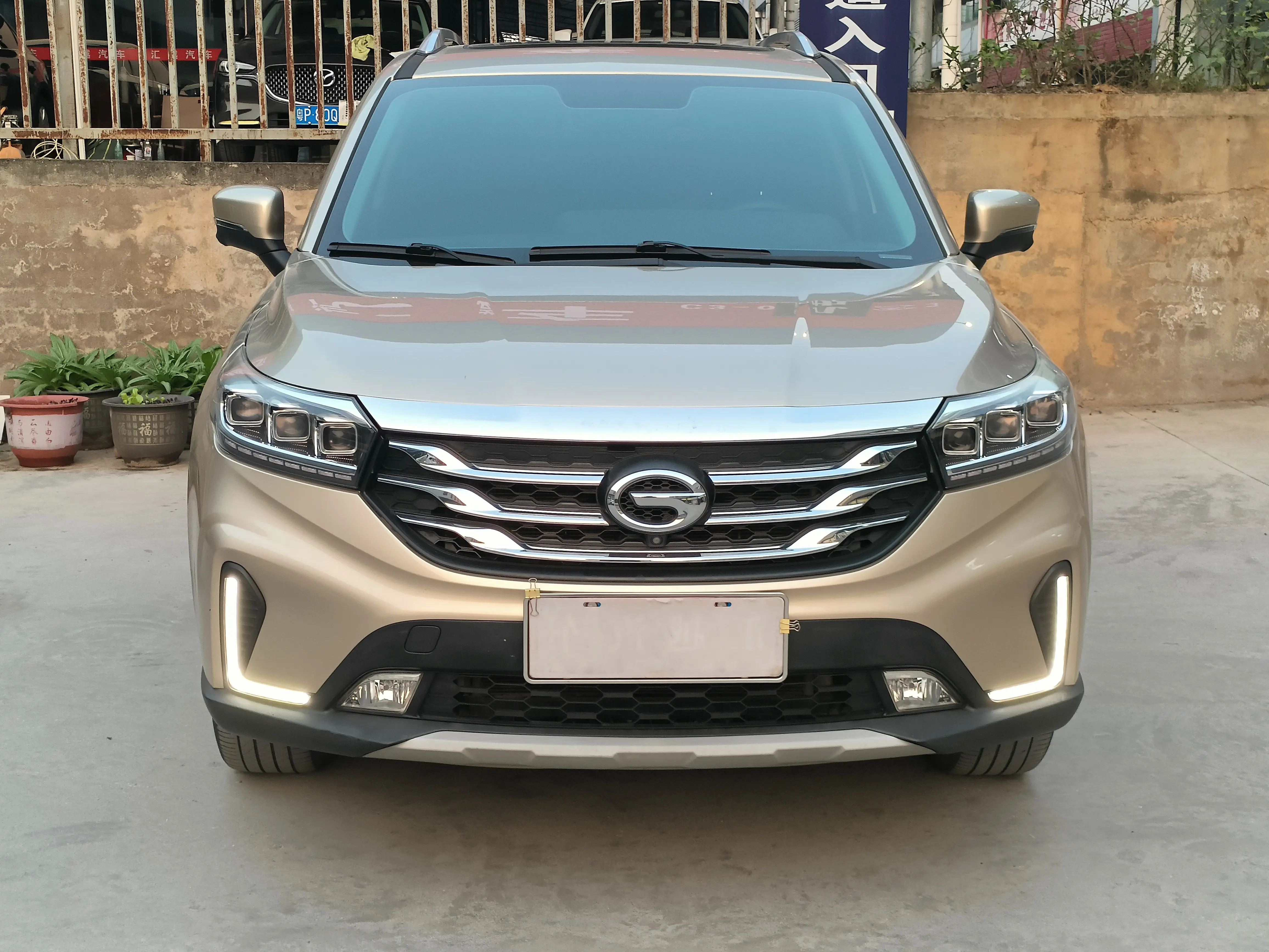 GAC Trumpchi GS4  из Китая
