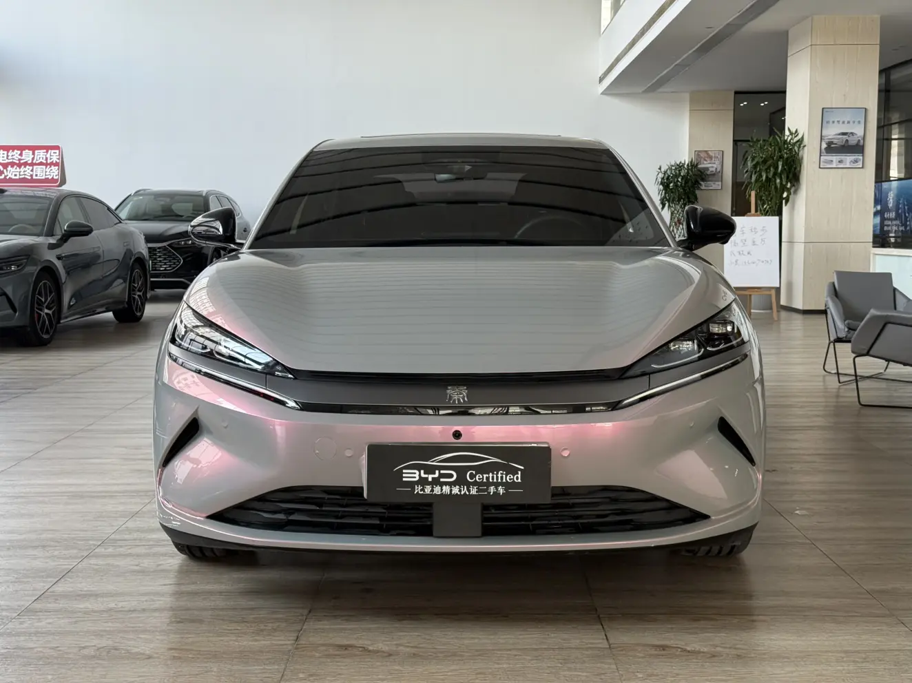 BYD Qin L EV  из Китая