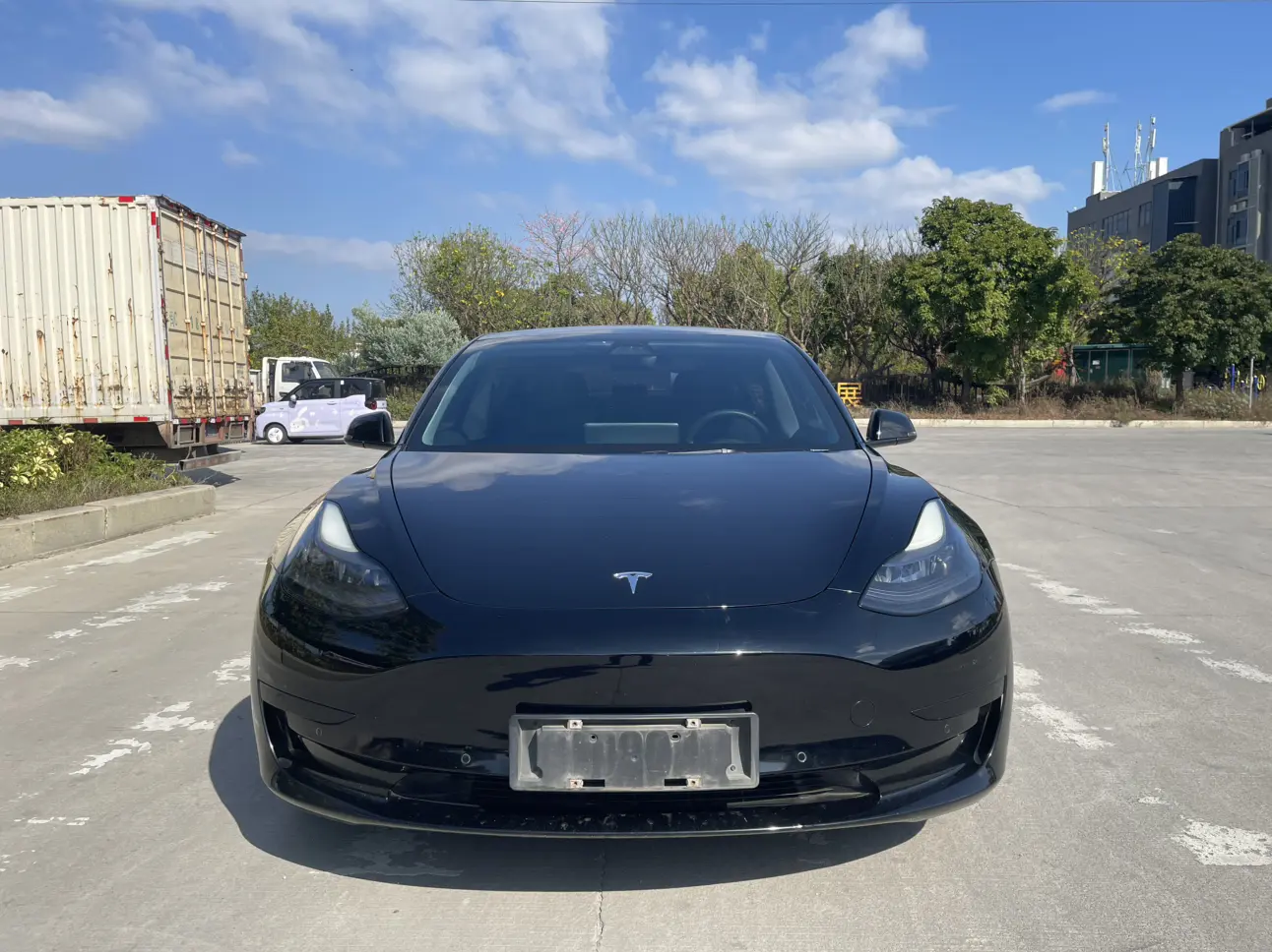 Tesla Model 3  из Китая