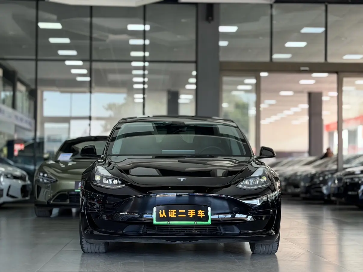 Tesla Model 3  из Китая