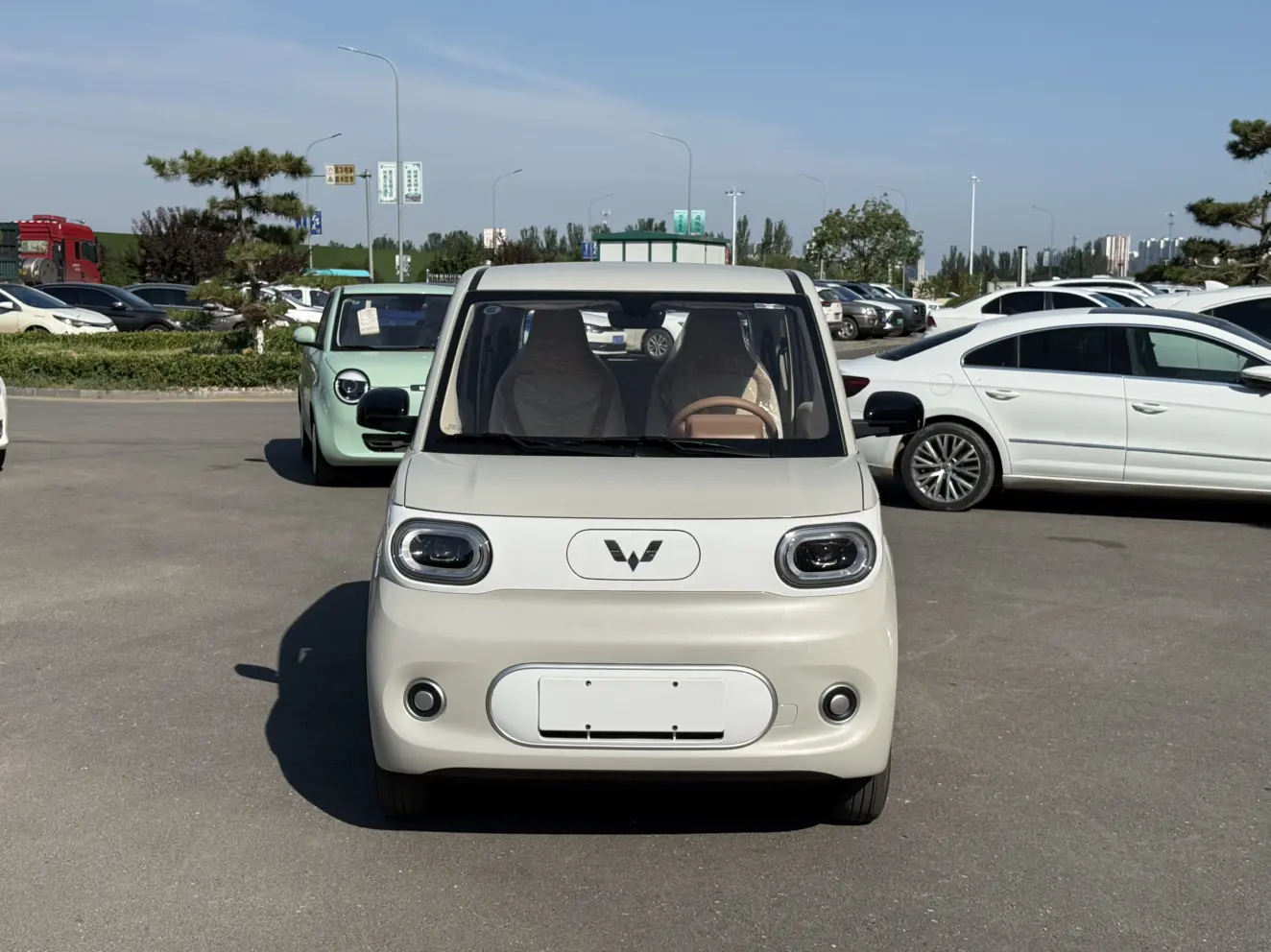 Wuling Hongguang MINIEV  из Китая