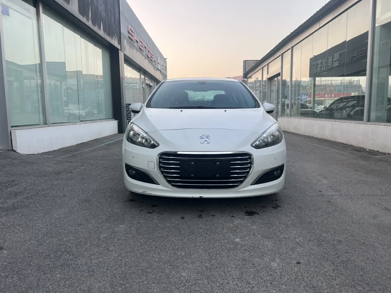 Peugeot 308  из Китая