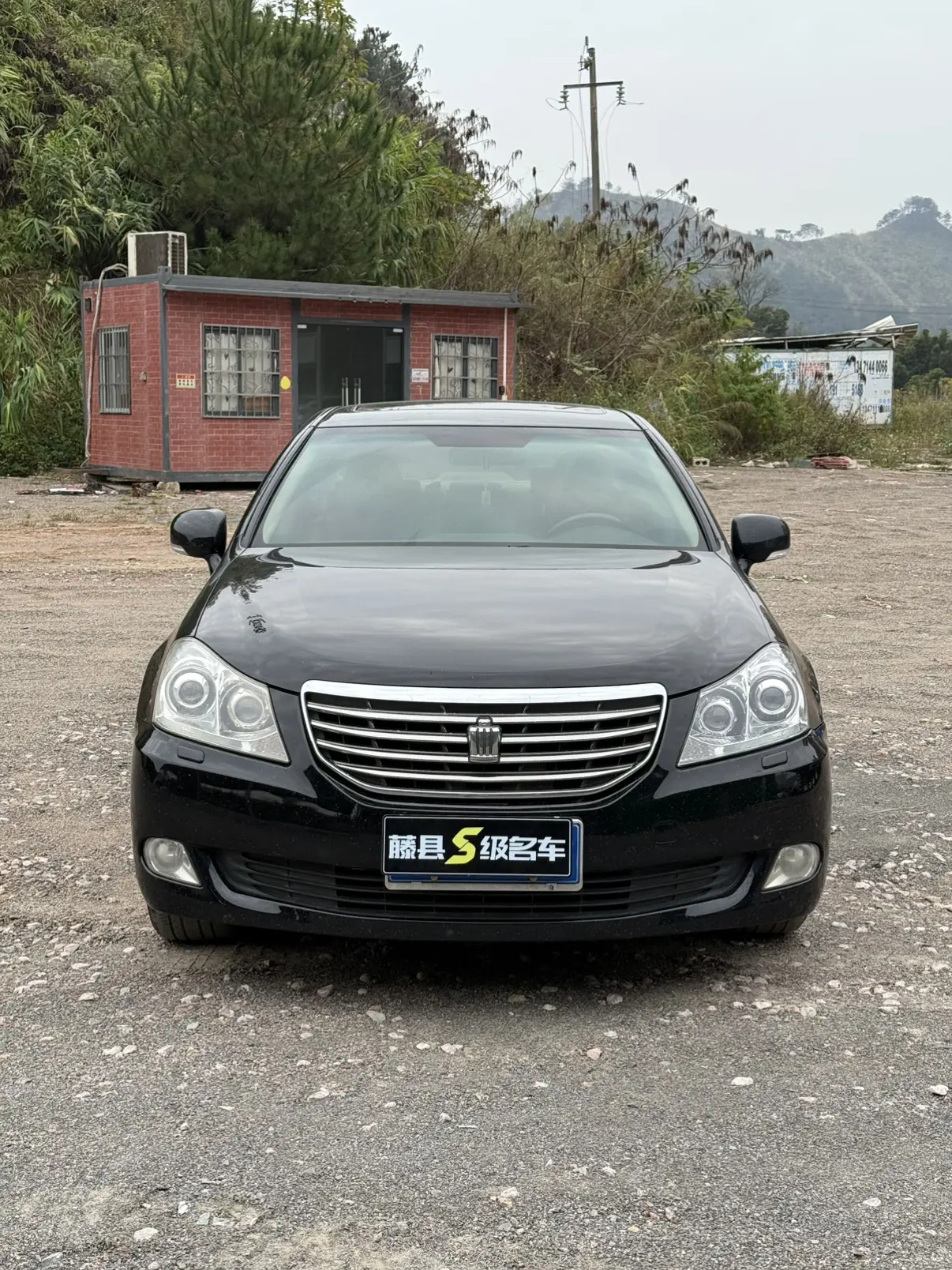 Toyota Crown  из Китая