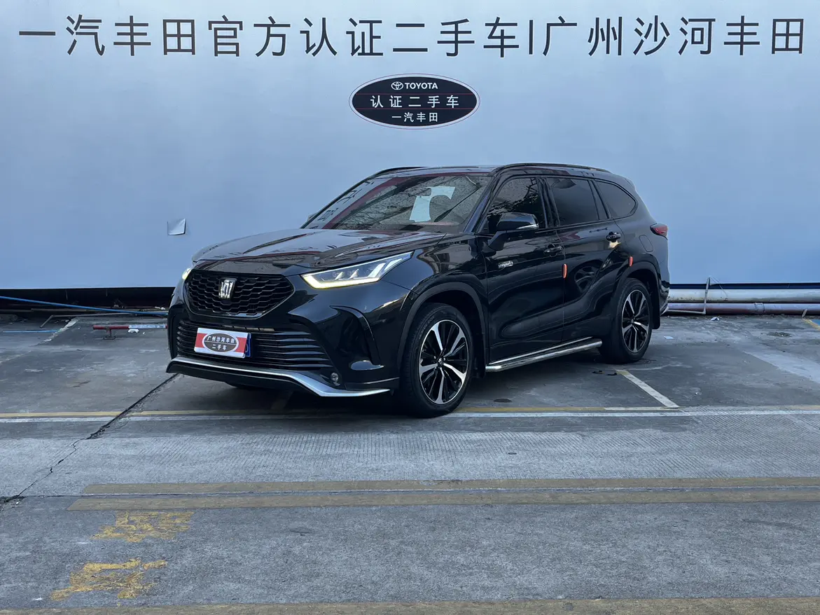 Toyota Crown Kluger