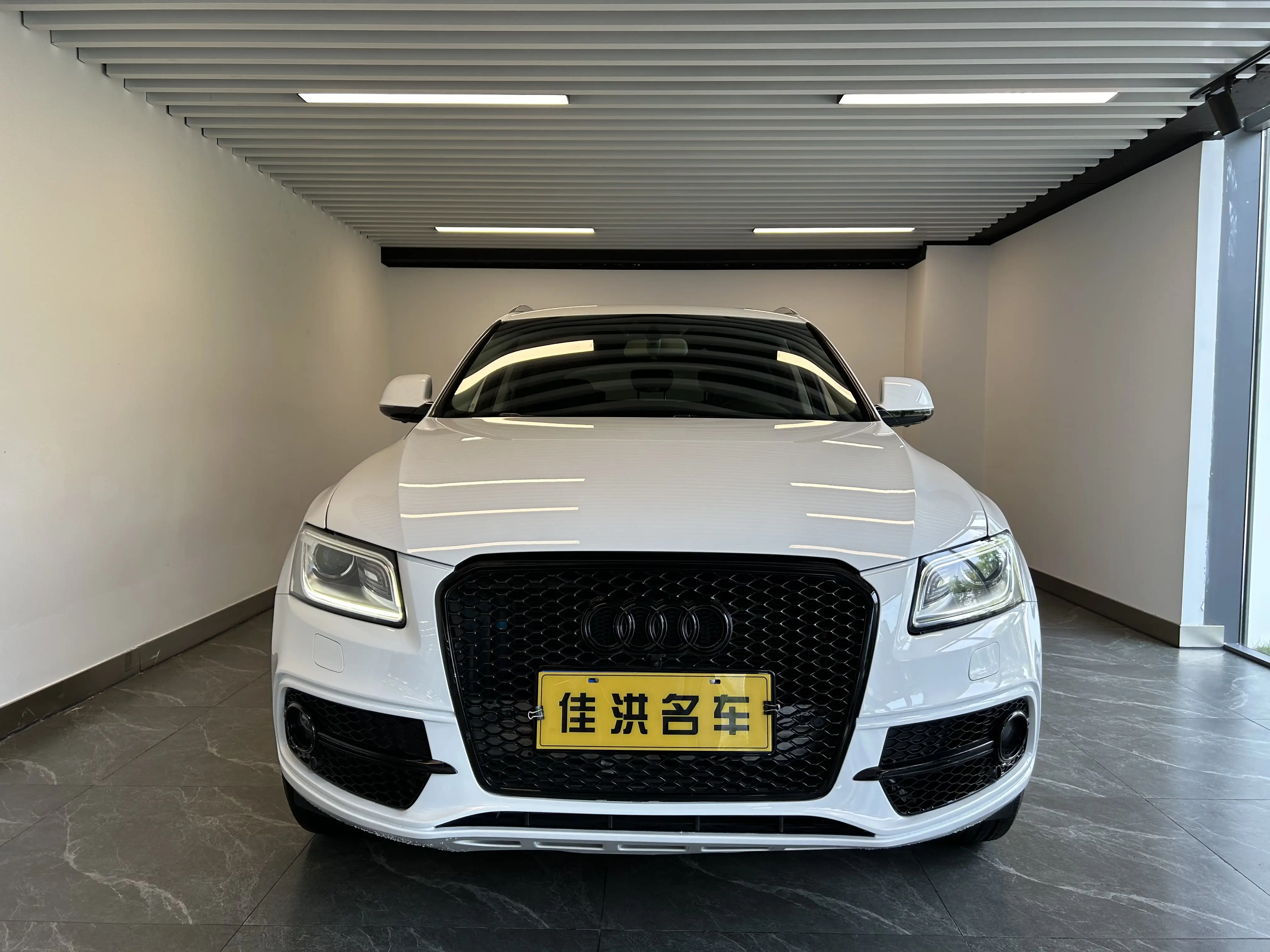 Audi Q5  из Китая