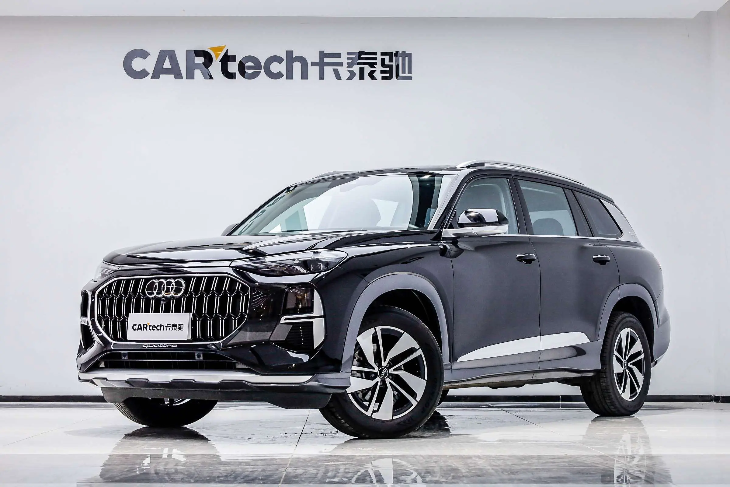 Audi Q6  из Китая