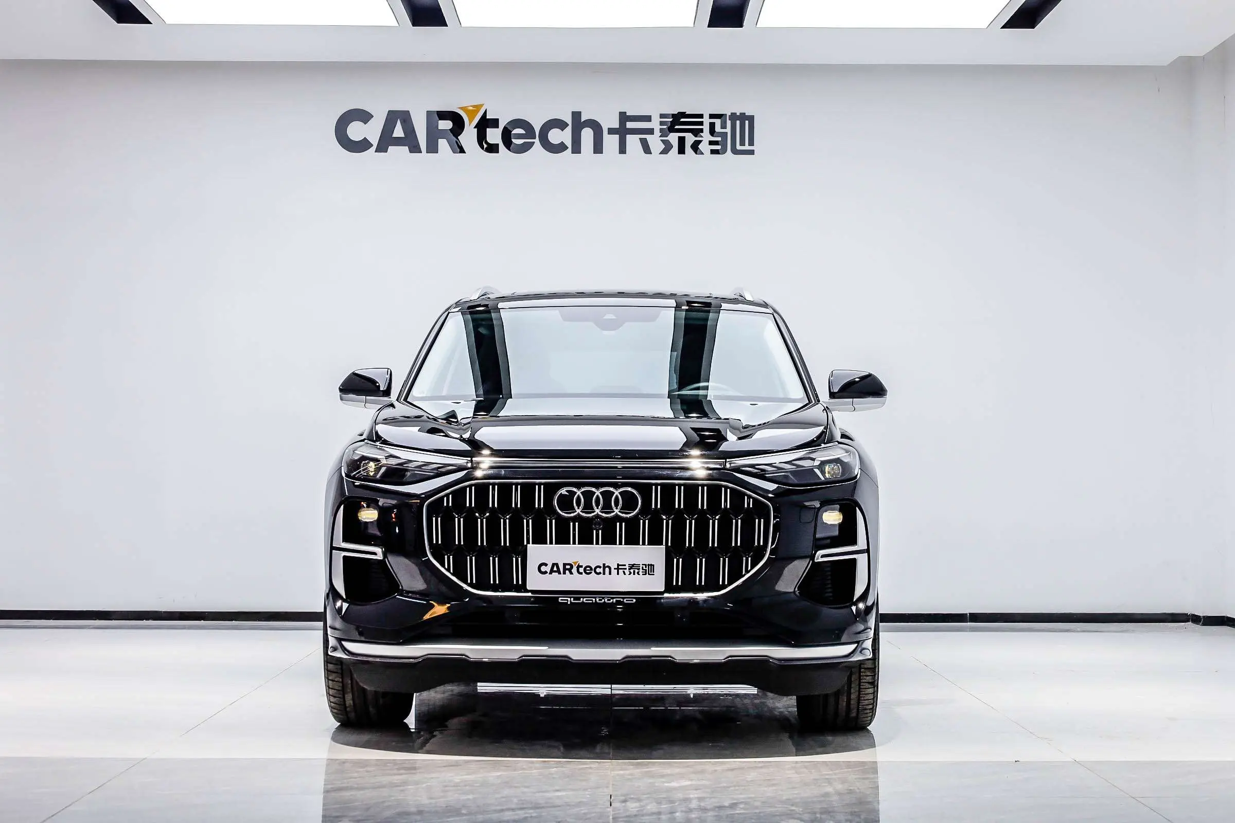 Audi Q6  из Китая