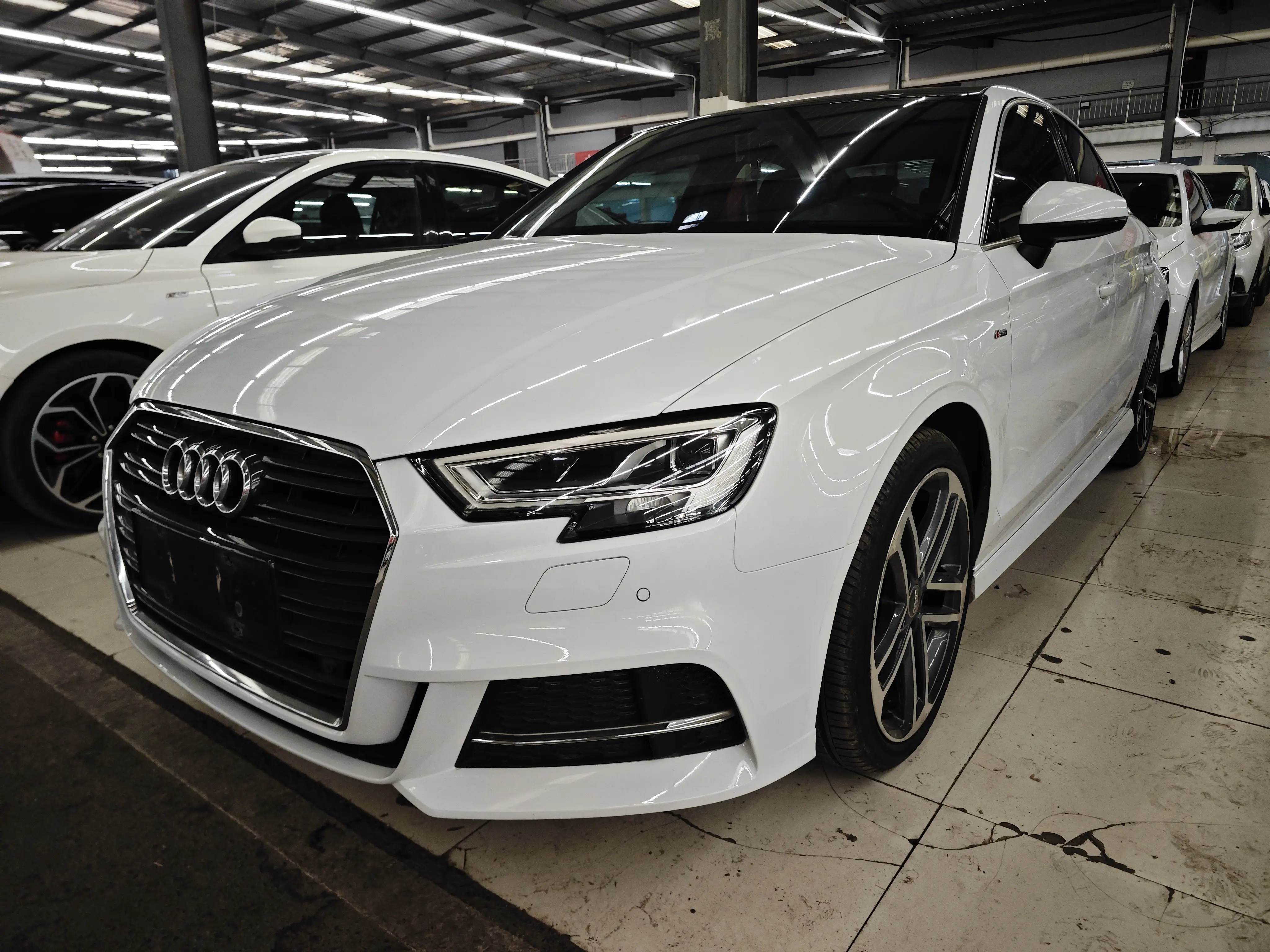 Audi A3  из Китая