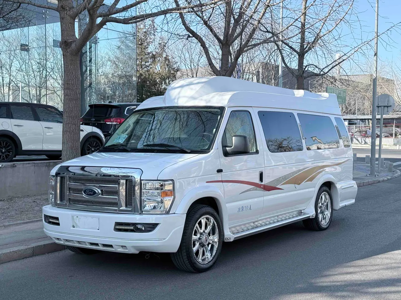 Ford E350  из Китая