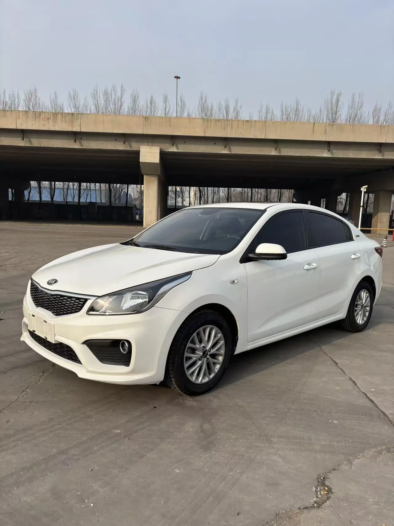 Kia K2  из Китая