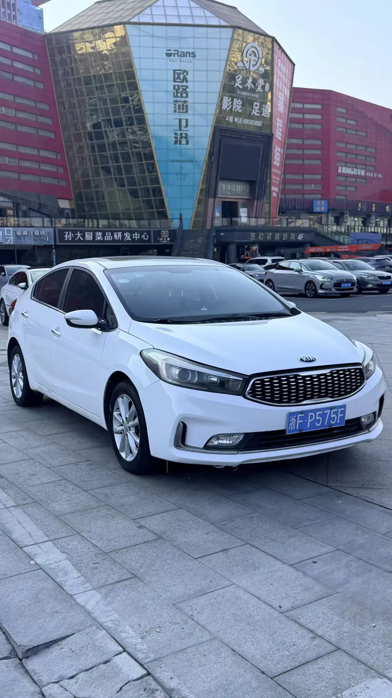 Kia K3  из Китая
