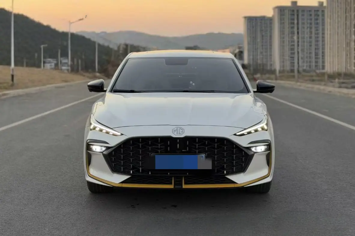 MG 6  из Китая