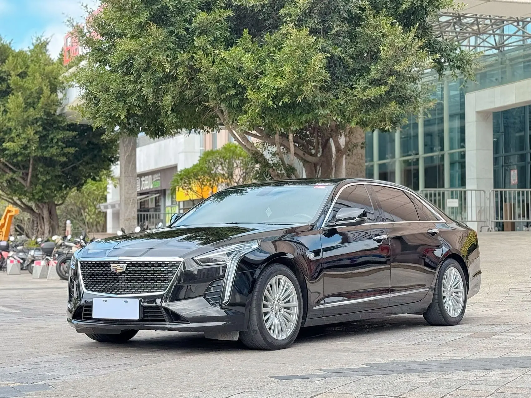 Cadillac CT6  из Китая