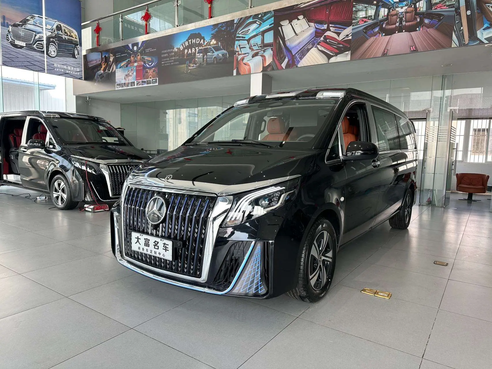 Mercedes-Benz Vito  из Китая