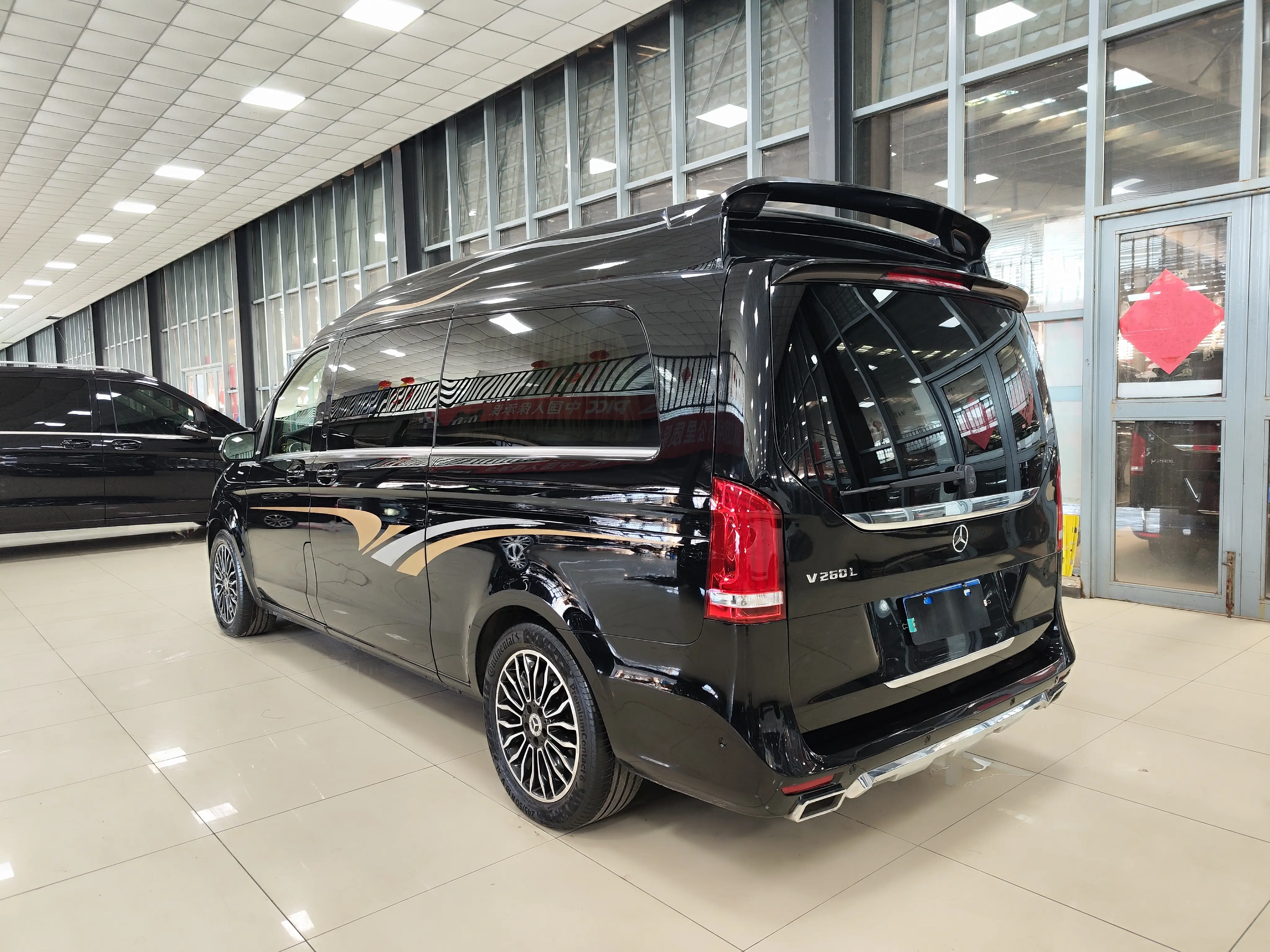 Mercedes-Benz Mercedes Benz V Class  из Китая