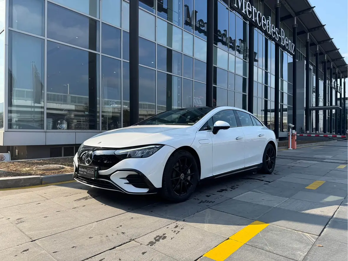 Mercedes-Benz EQE  из Китая