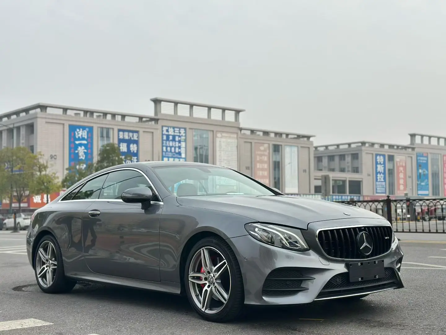 Mercedes-Benz E-Class  из Китая