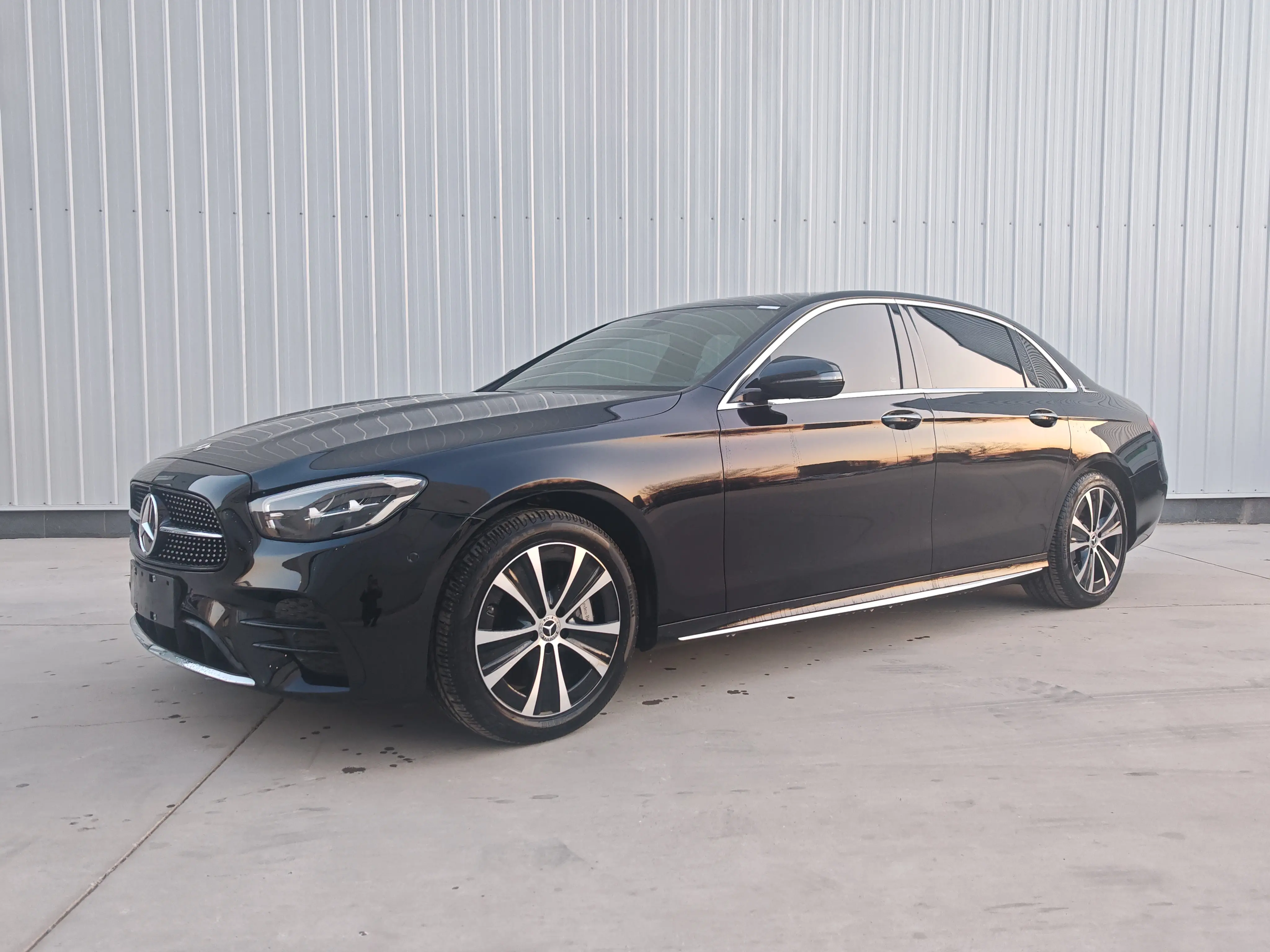 Mercedes-Benz E-Class PHEV  из Китая