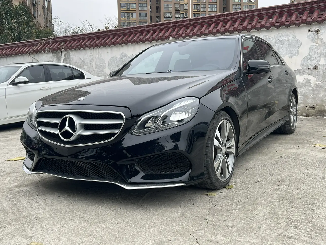 Mercedes-Benz E-Class  из Китая