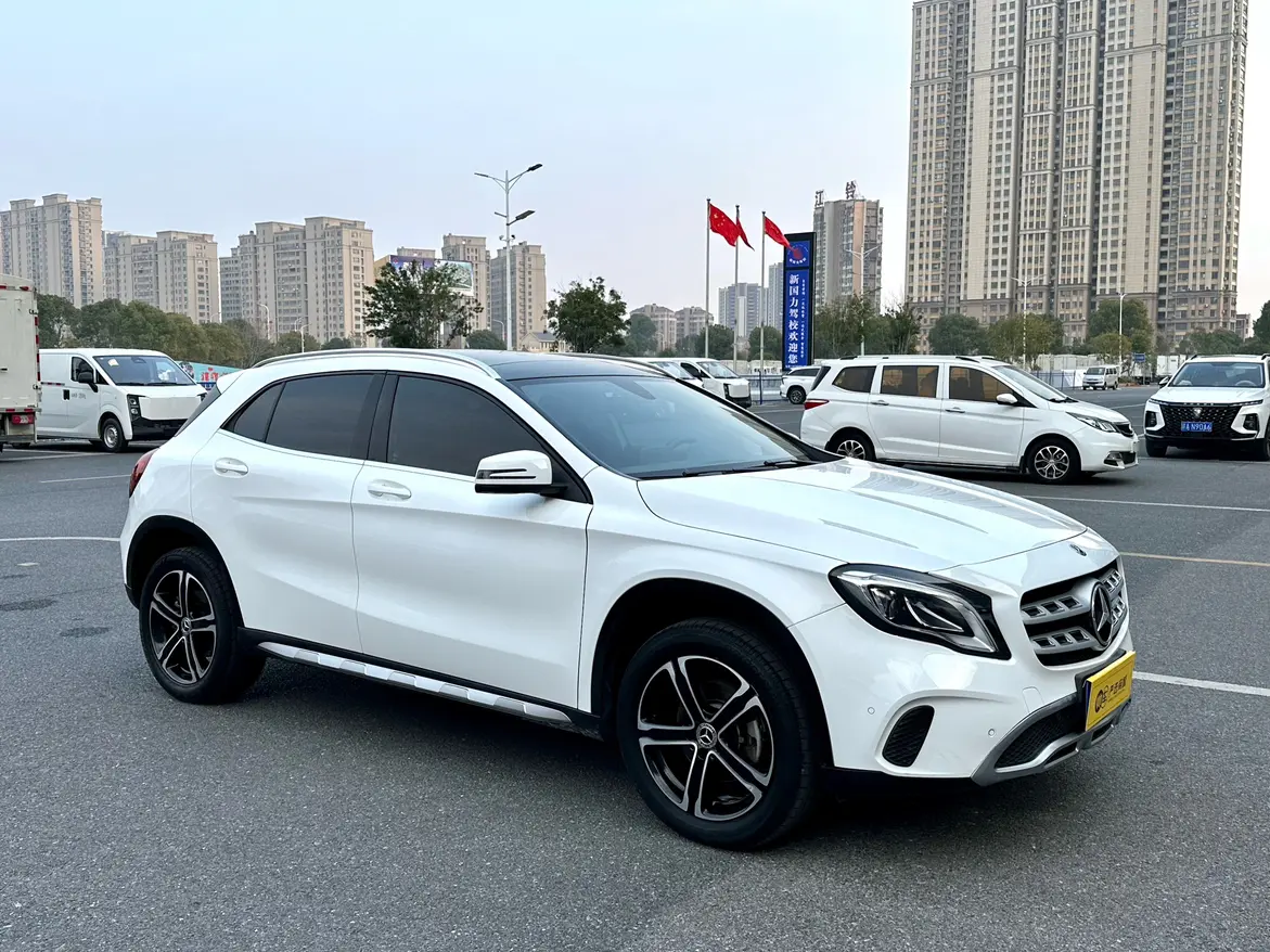Mercedes-Benz GLA  из Китая