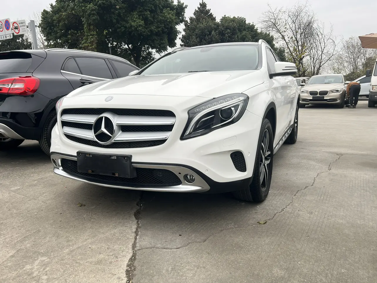 Mercedes-Benz GLA  из Китая