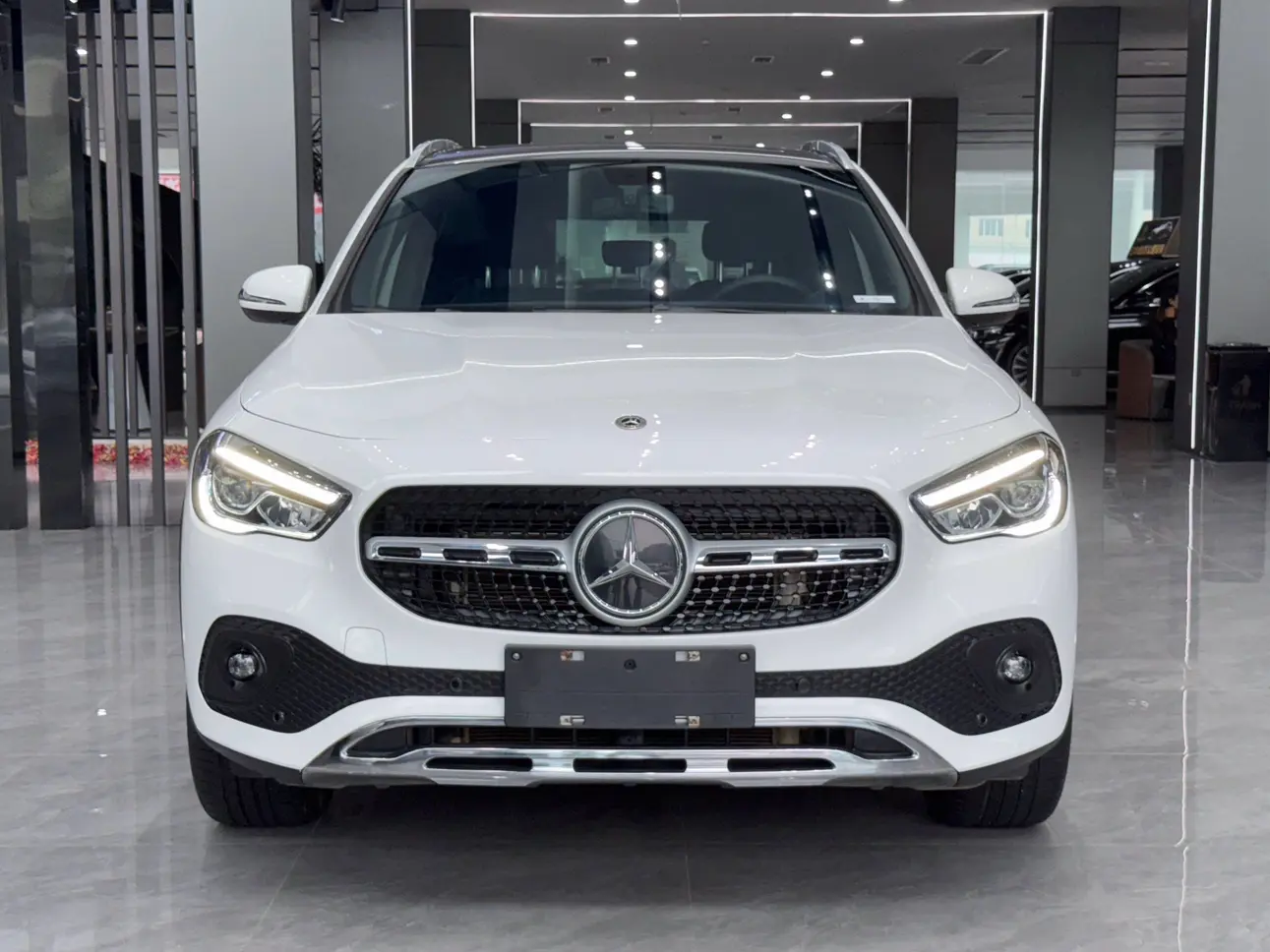 Mercedes-Benz GLA  из Китая