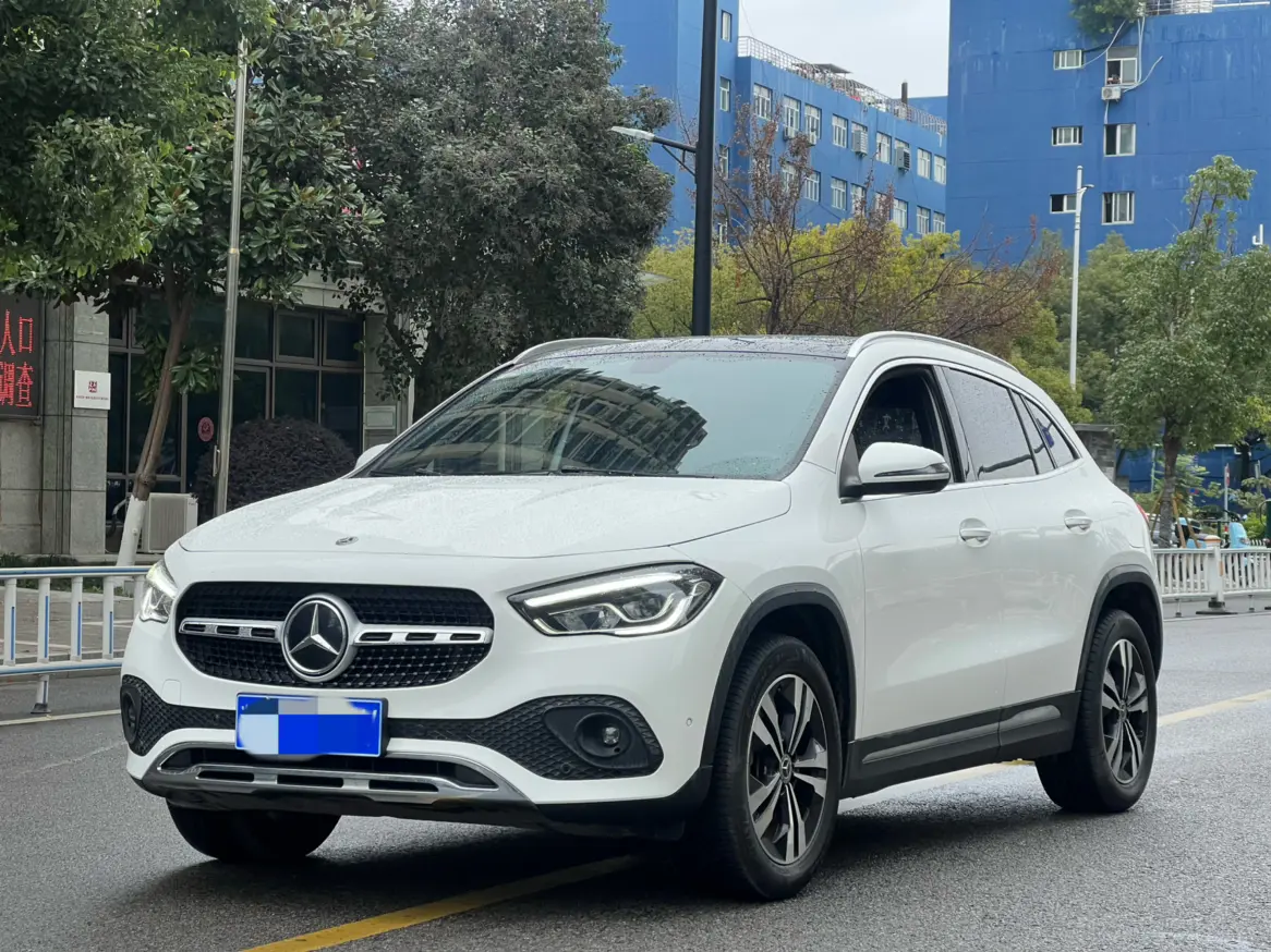 Mercedes-Benz GLA  из Китая