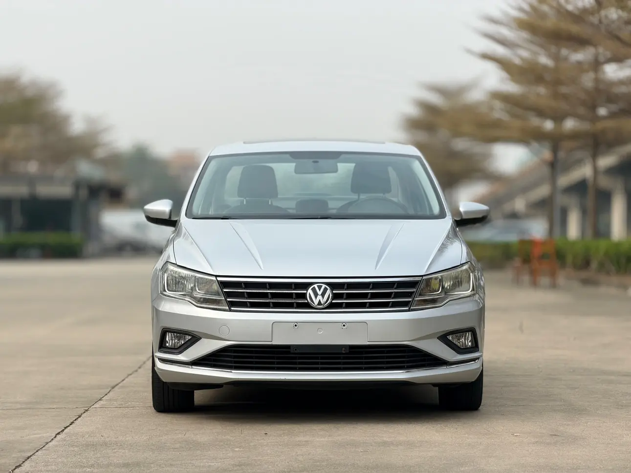 Volkswagen Jetta  из Китая