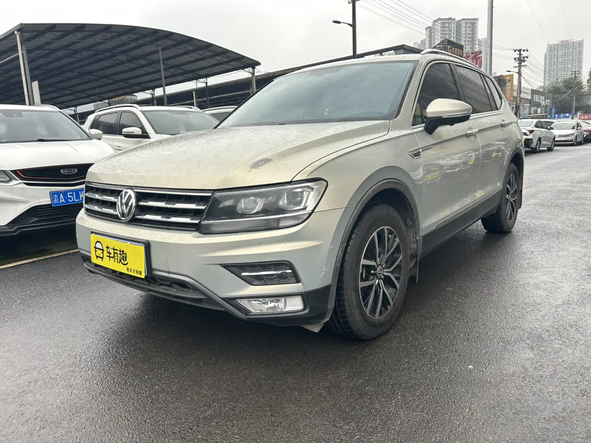 Volkswagen Tiguan L  из Китая
