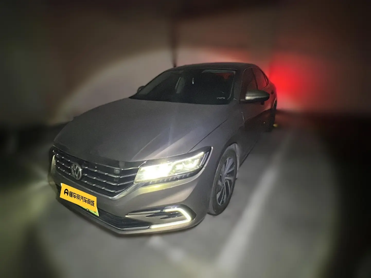 Volkswagen Passat PHEV  из Китая