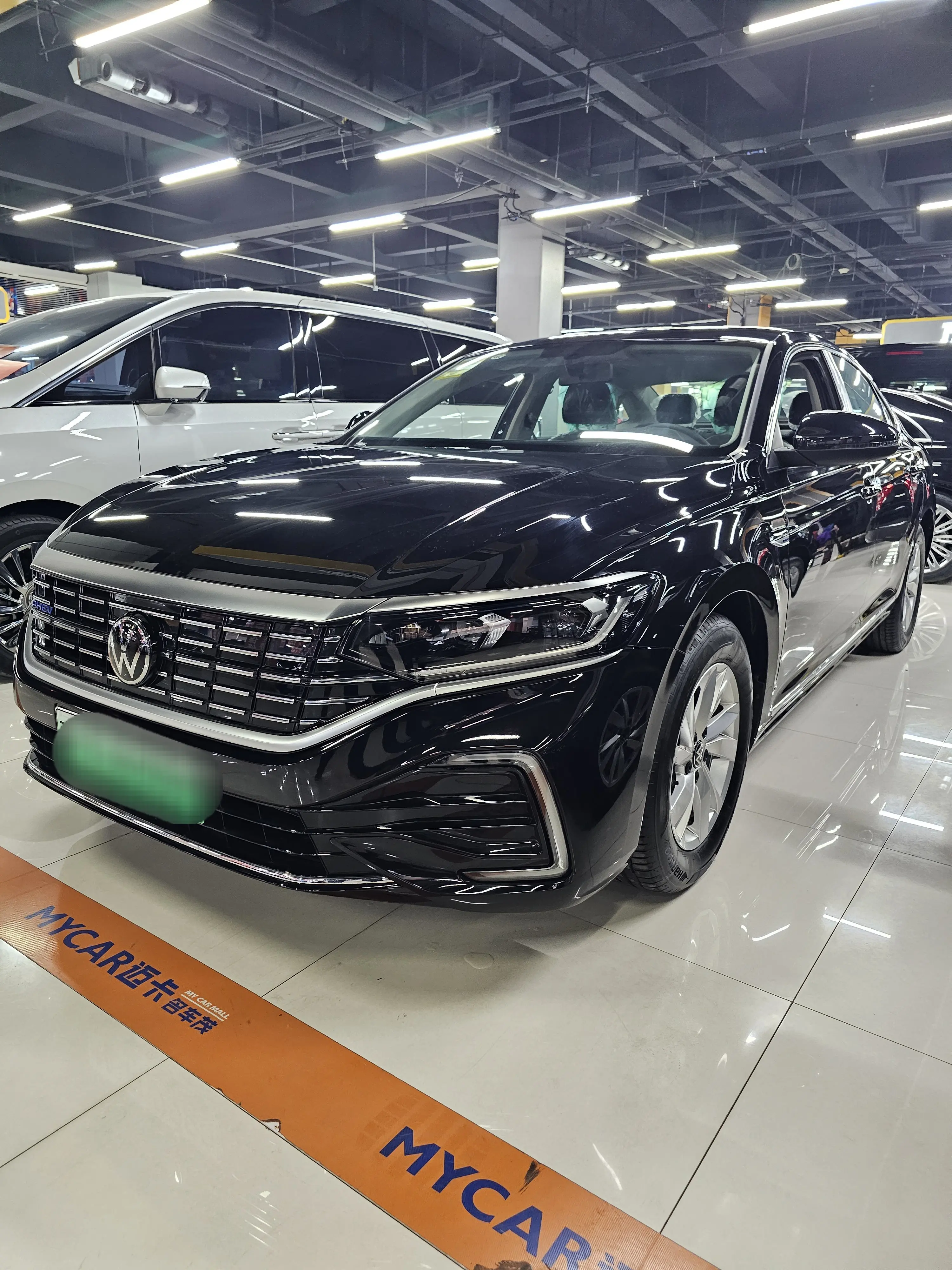 Volkswagen Passat PHEV  из Китая
