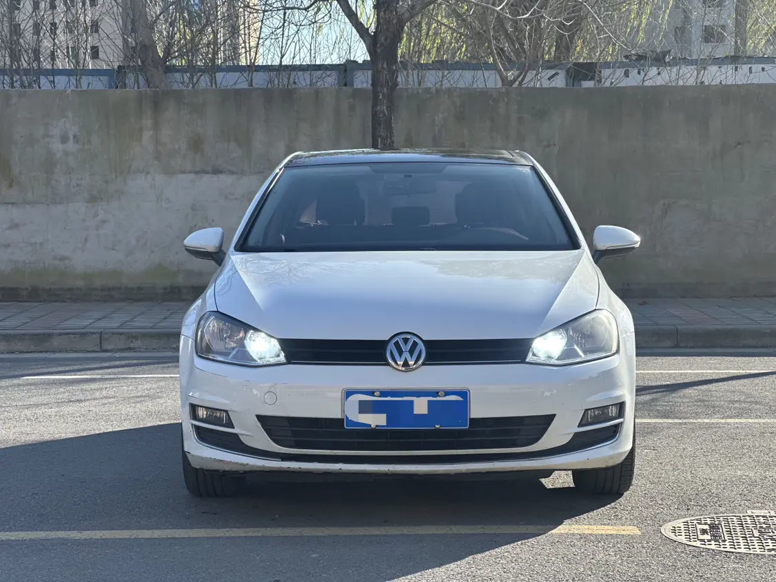 Volkswagen Golf  из Китая