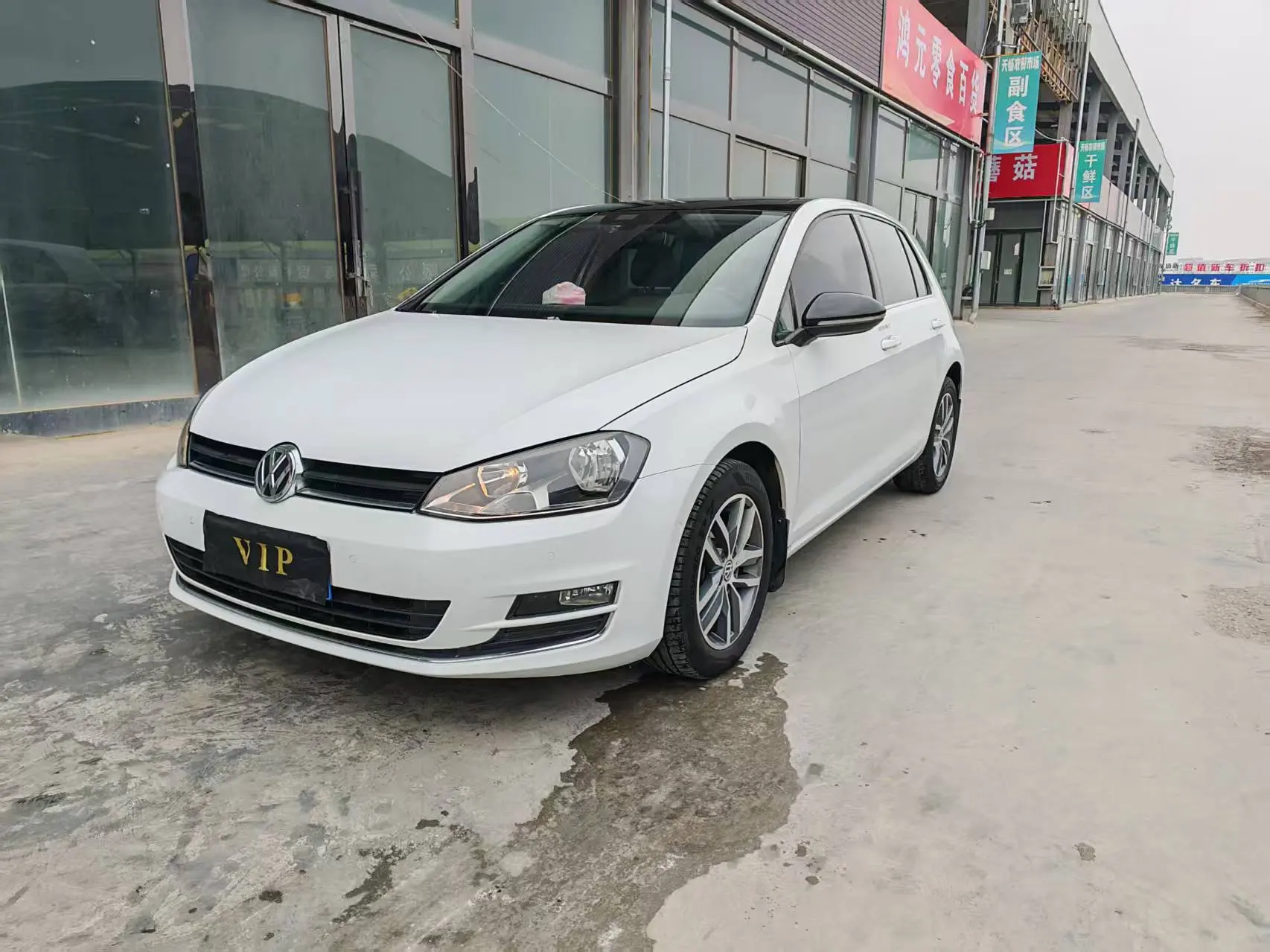 Volkswagen Golf  из Китая