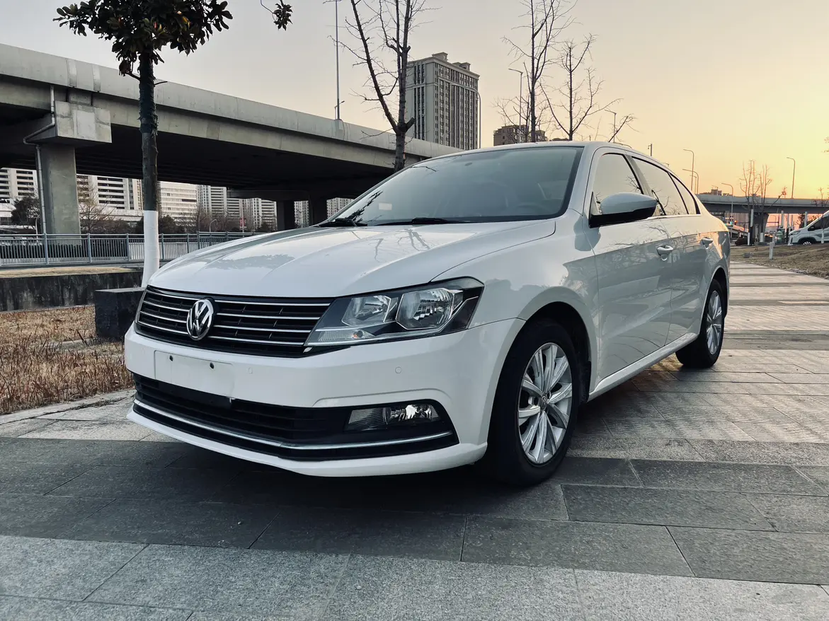 Volkswagen Lavida  из Китая