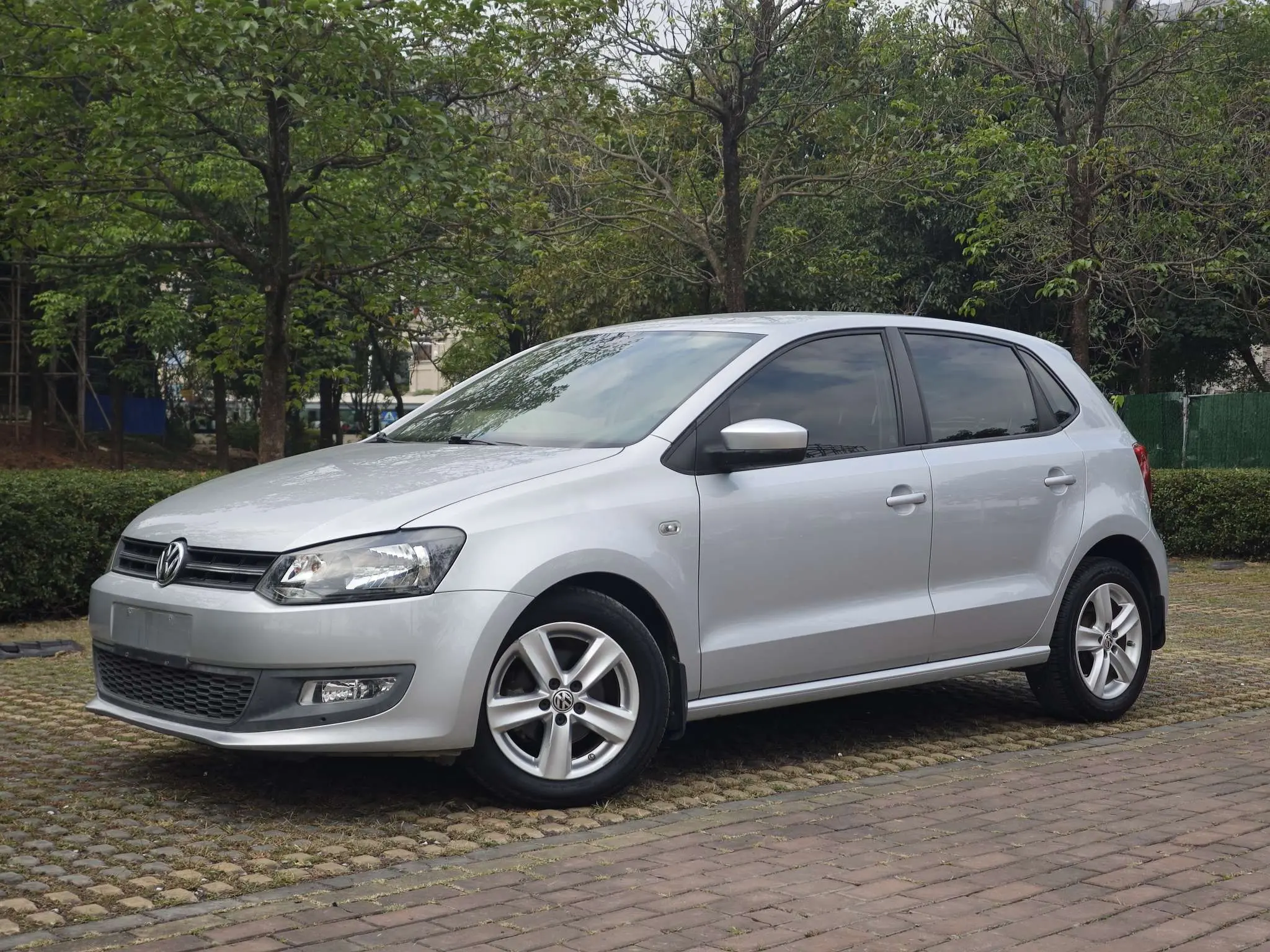 Volkswagen Polo  из Китая