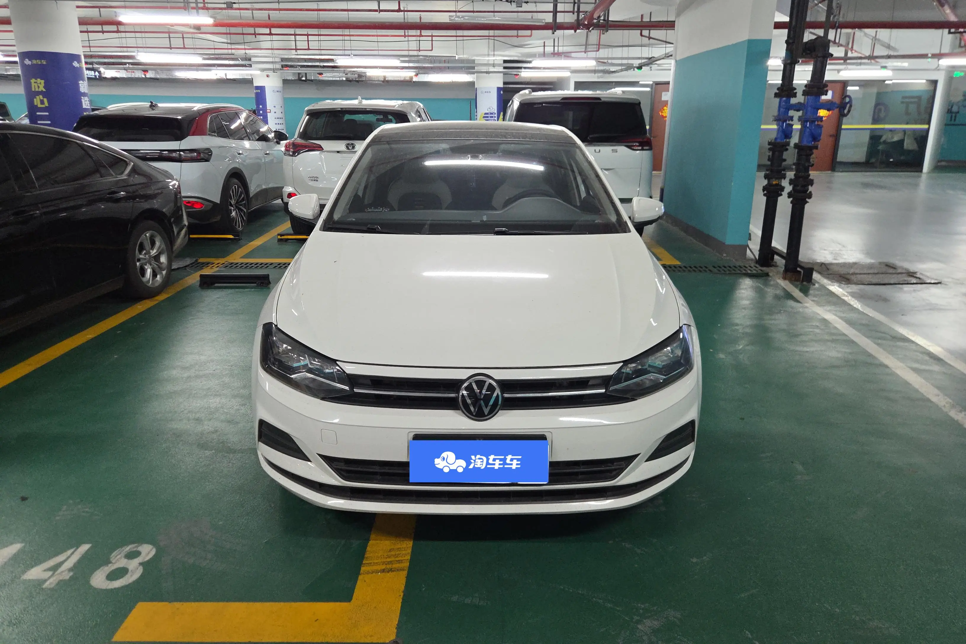 Volkswagen Polo  из Китая