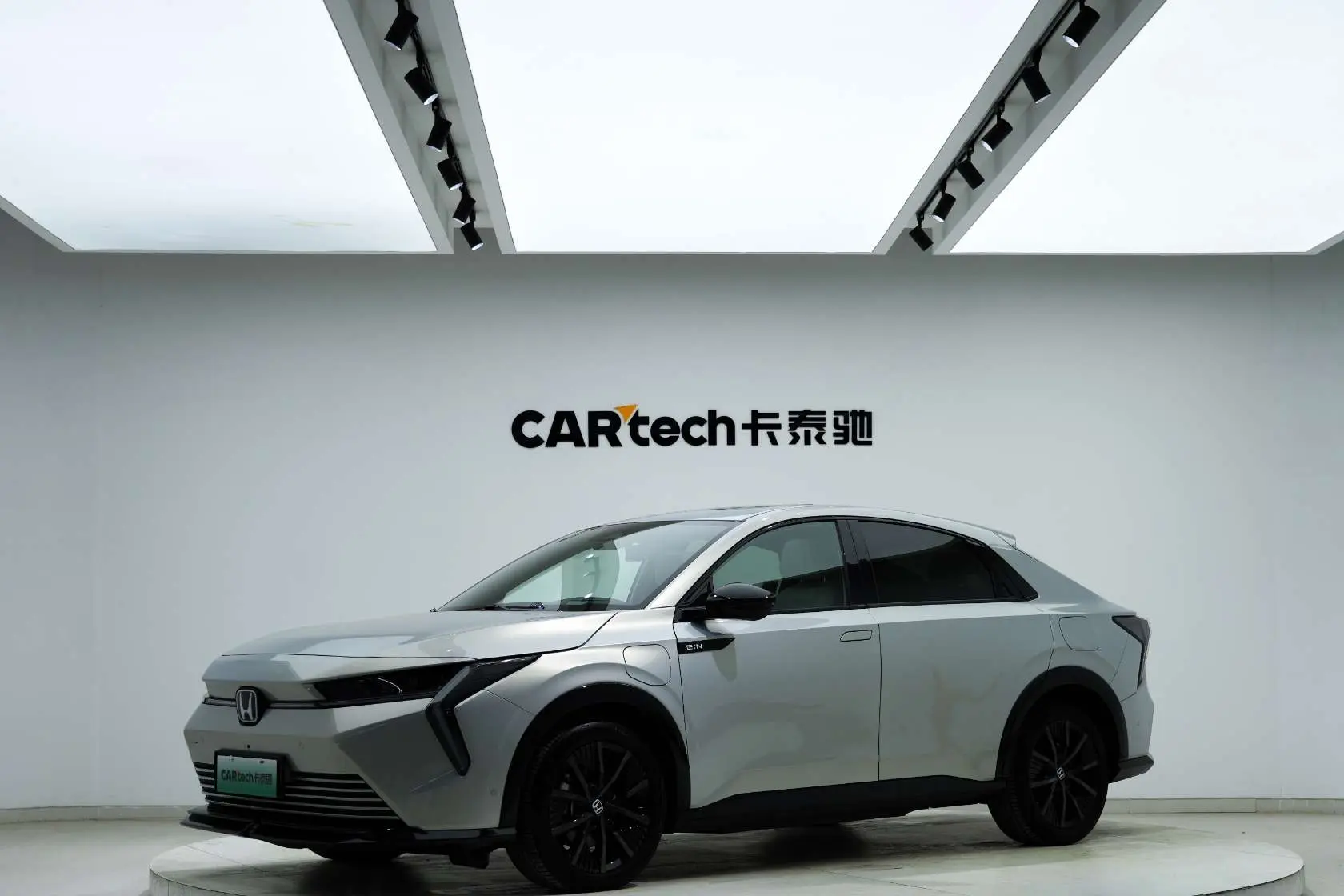 Honda Hunting light e:NS2  из Китая