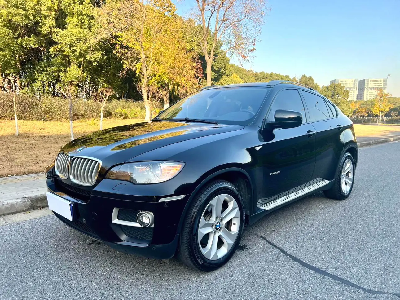 BMW X6  из Китая
