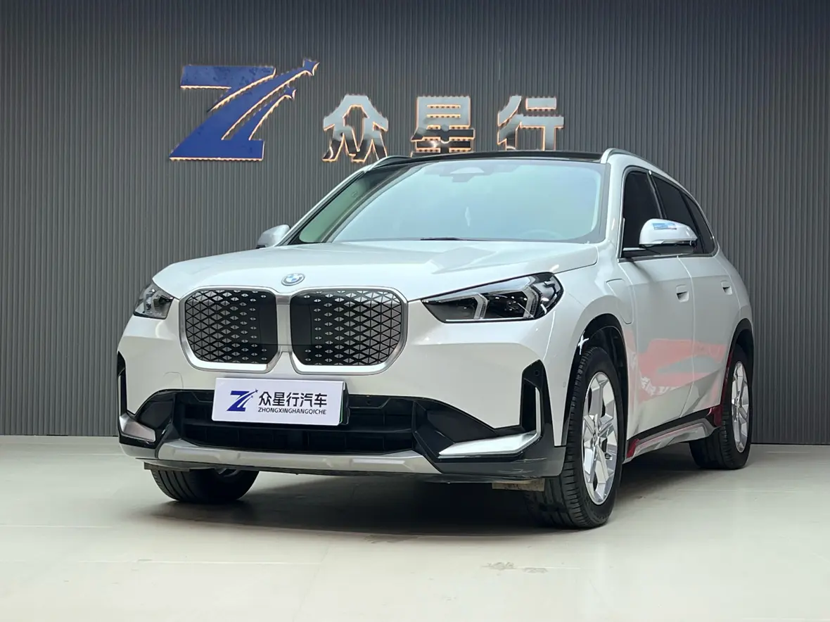 BMW iX1  из Китая