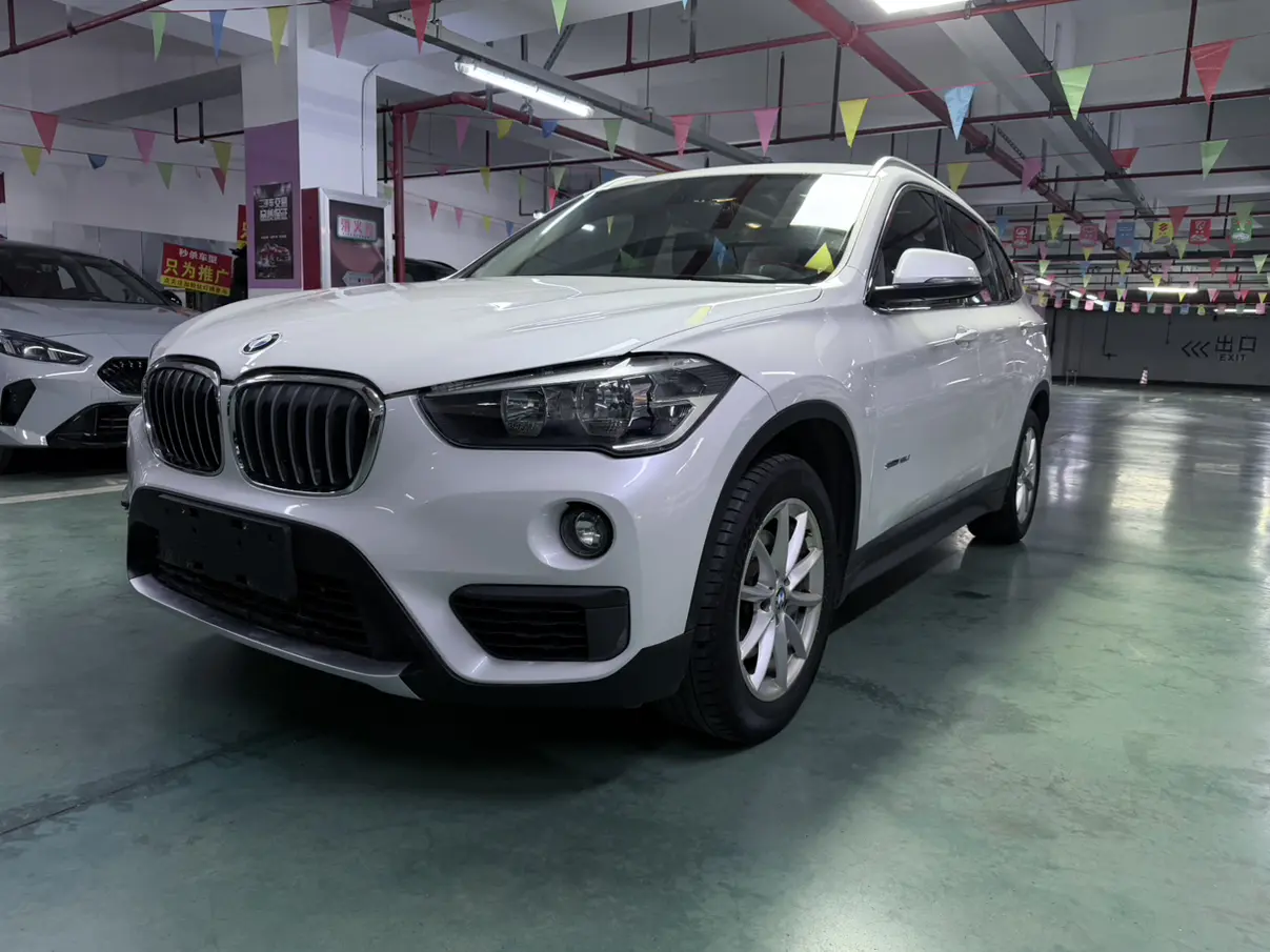 BMW X1  из Китая