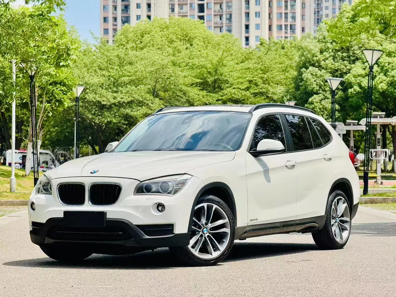 BMW X1  из Китая